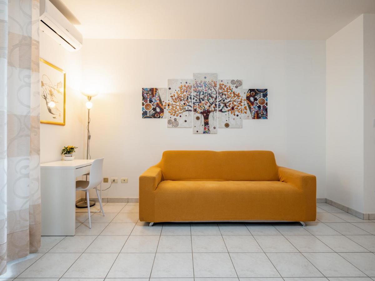 Ca' Mastro Bright Flat With Parking Apartment Тавулия Екстериор снимка